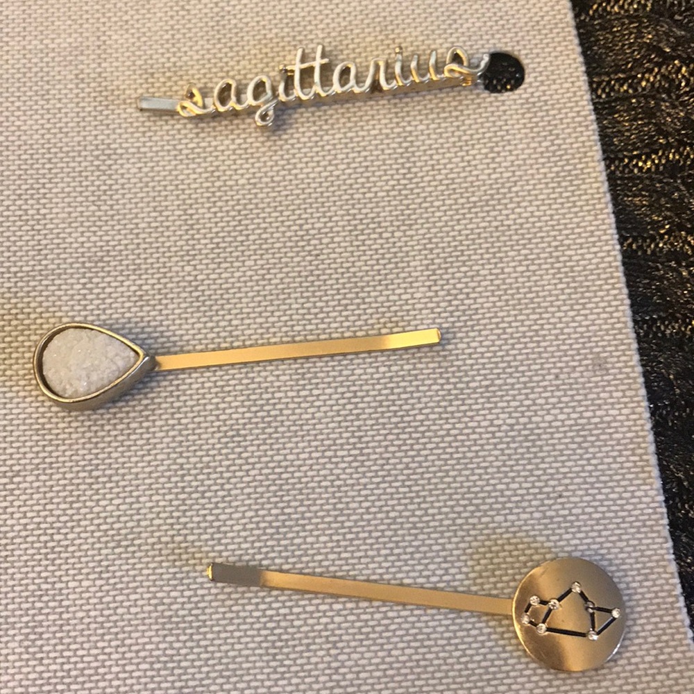 ANTHROPOLOGIE ZODIAC SIGNS BOBBY PINS SAGITTARIUS - Picture 4 of 5